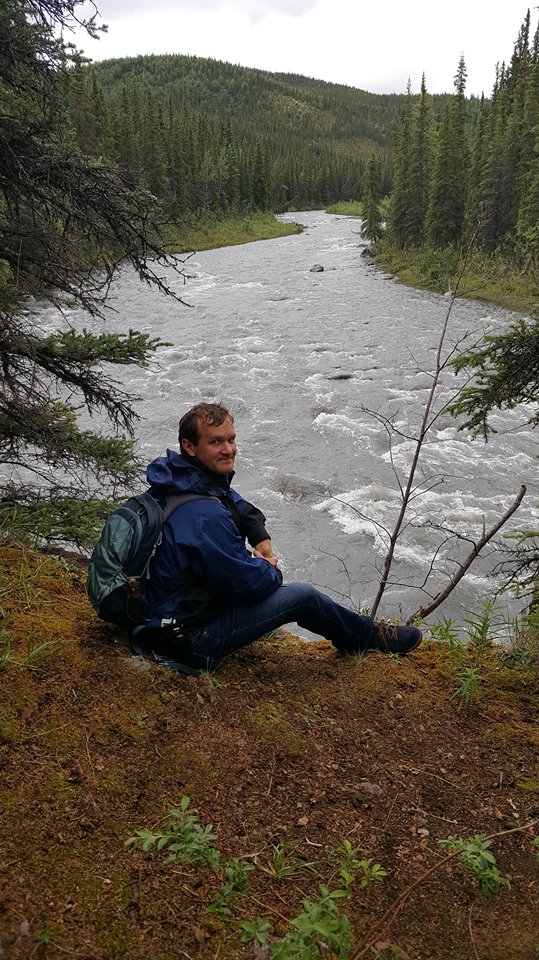 41675003_253069618735627_4483615410830180352_n